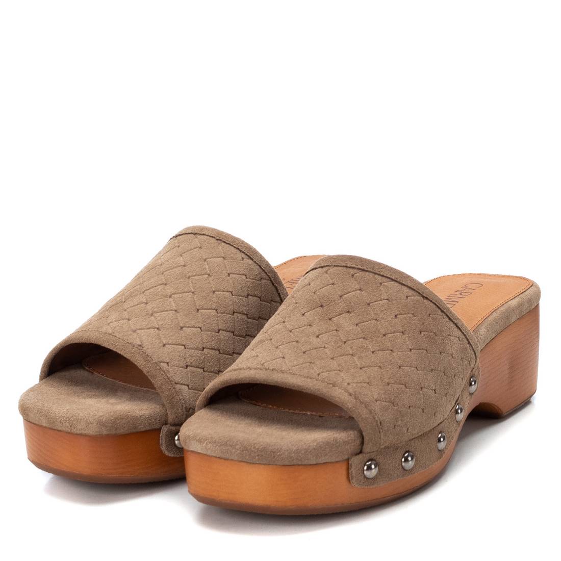 CLOG DE MULHER CARMELA 16063501