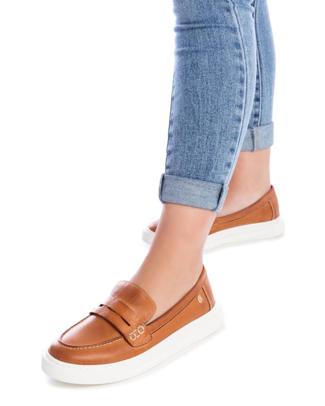 SAPATO FEMININO CARMELA 16064003