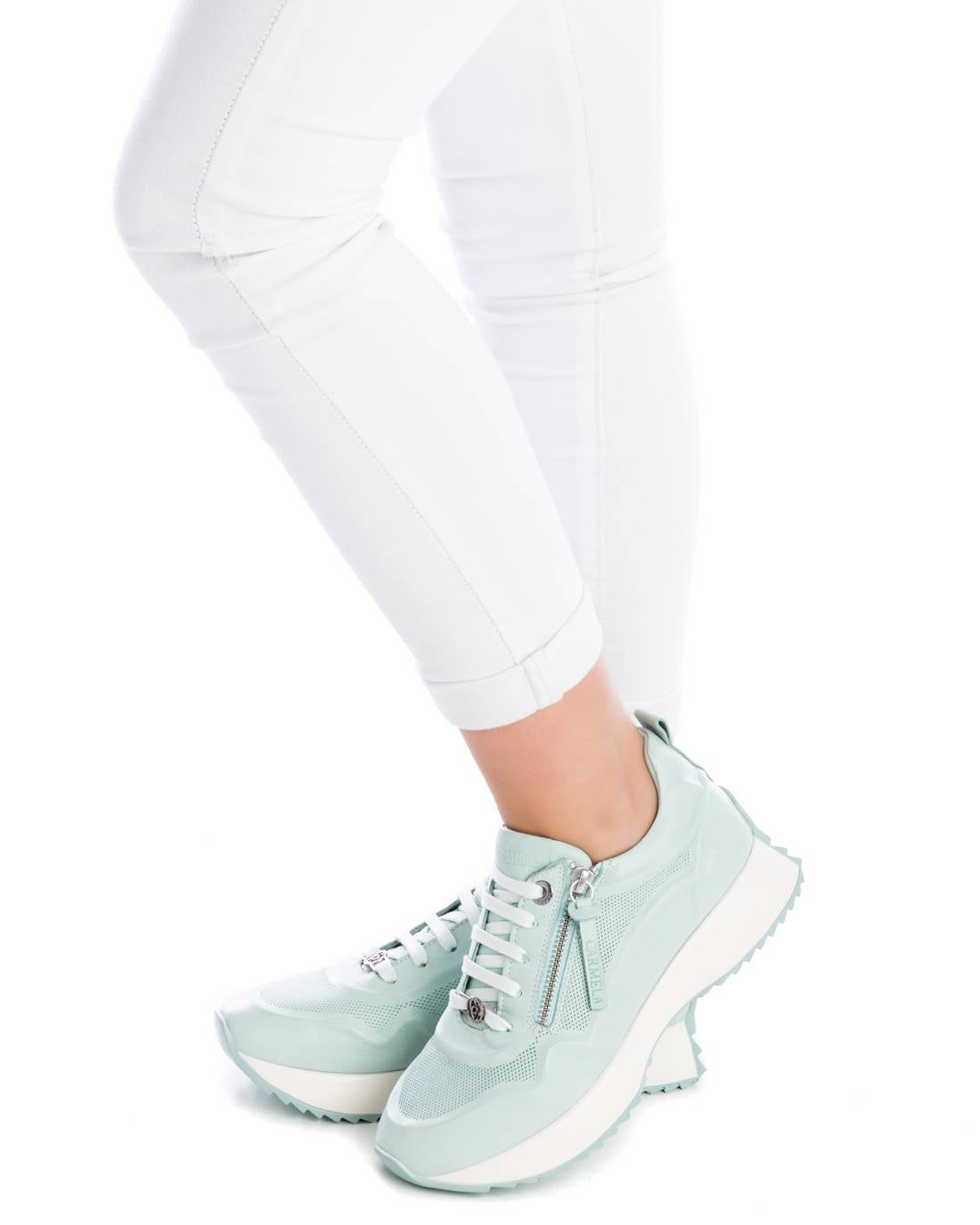 ZAPATILLA DE MUJER CARMELA 16067004