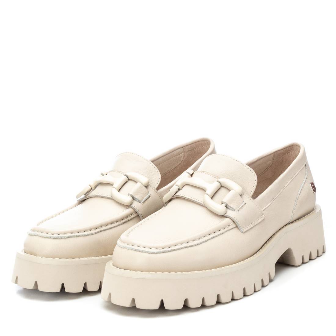 SAPATO DE MULHER CARMELA 16068905