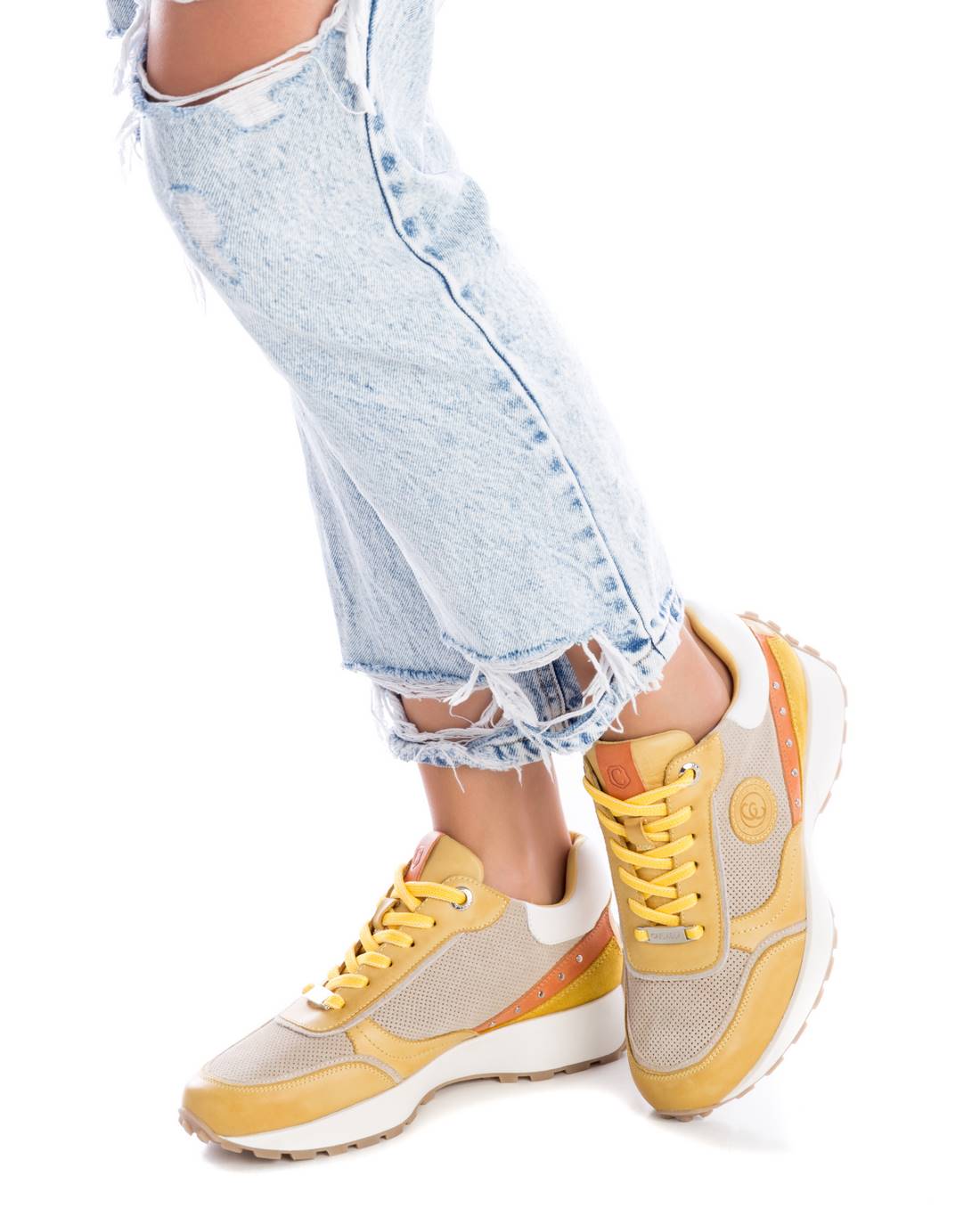 TÊNIS FEMININO CARMELA 16069903
