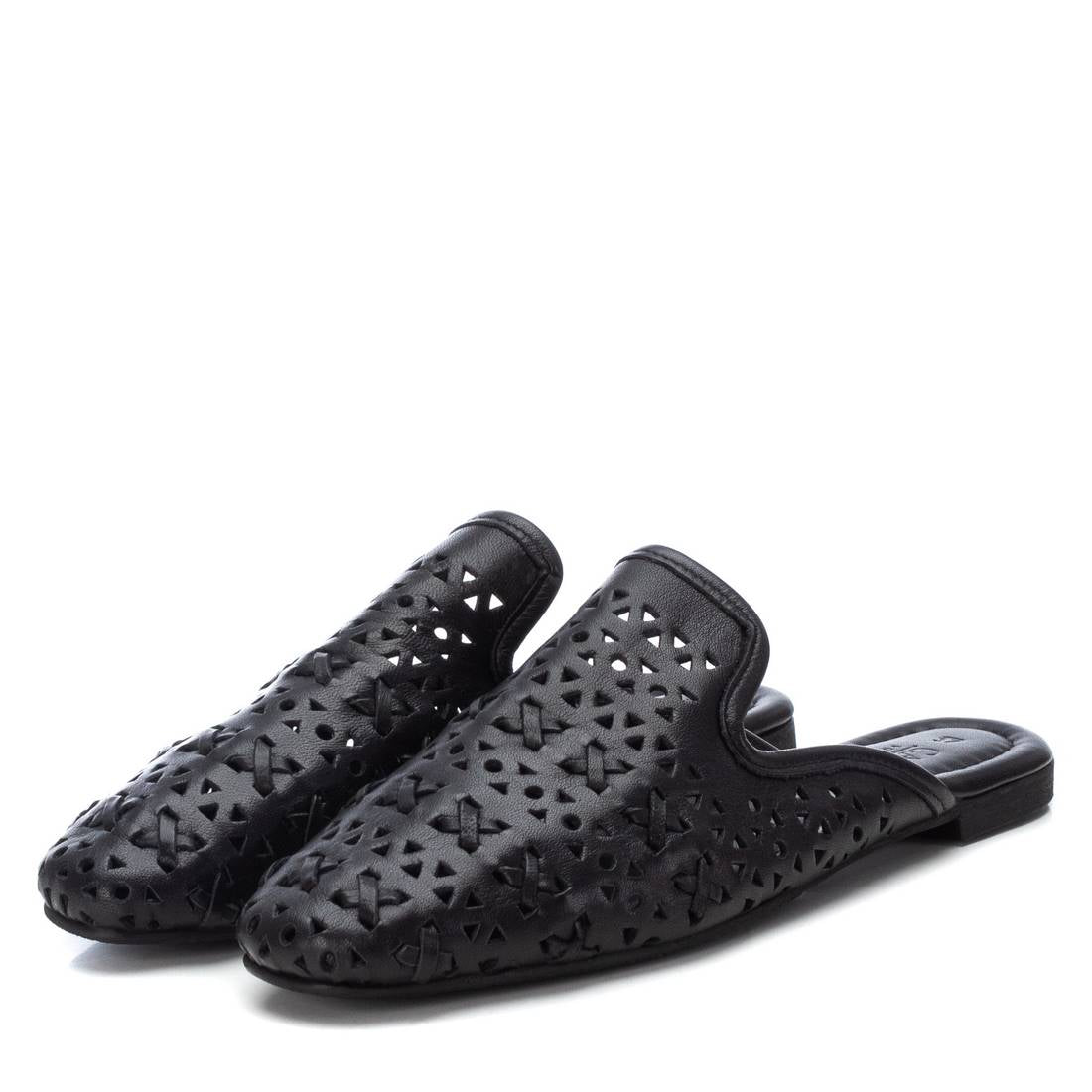 CLOG DE MULHER CARMELA 16073402