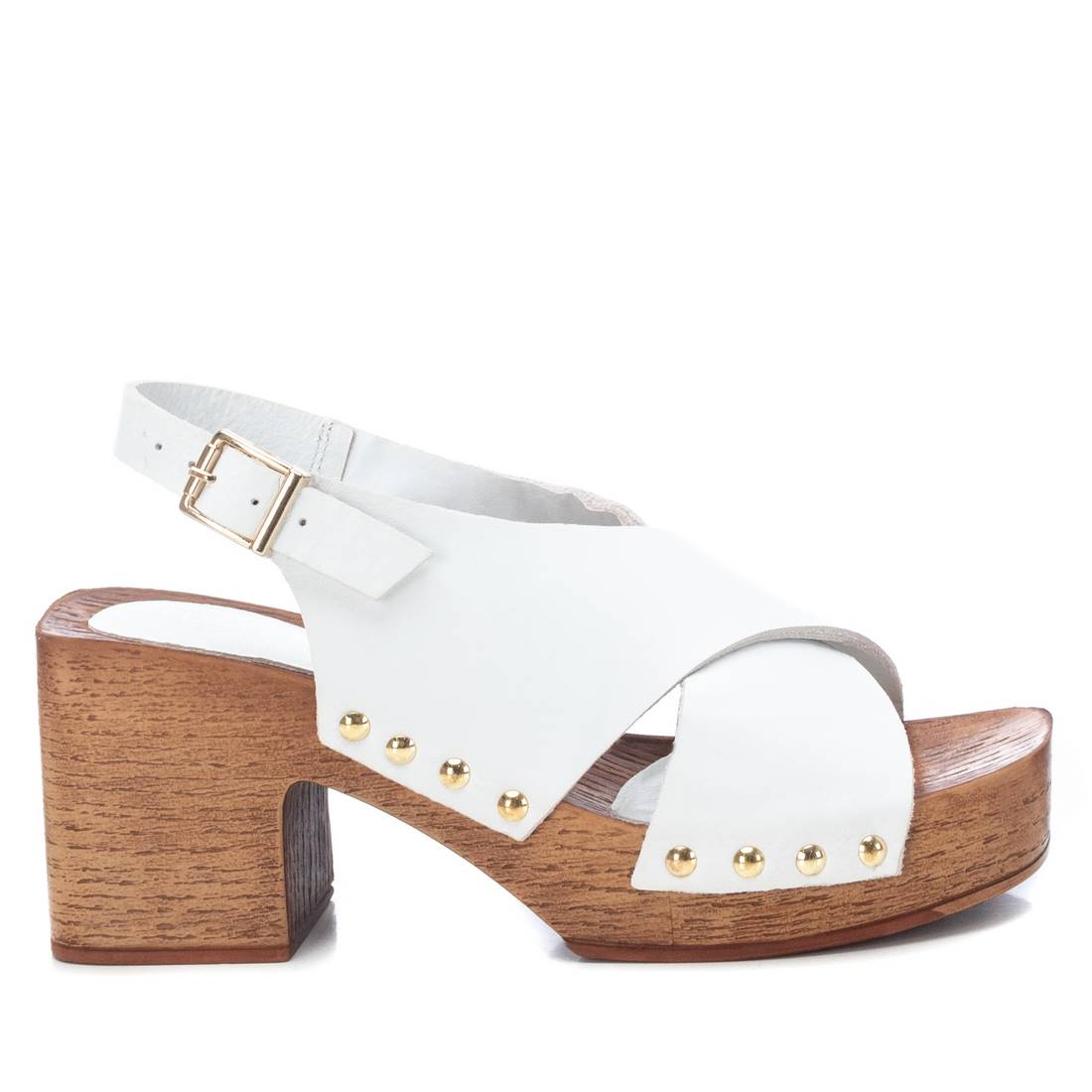 Sandalias con tacón medio, ancho de 10 cm y fabricadas en piel con suela antideslizante