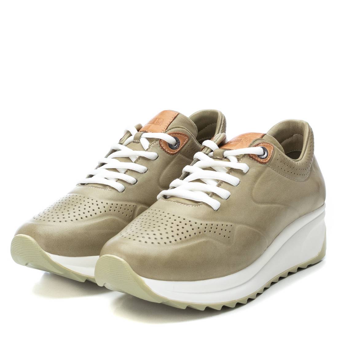 TÊNIS FEMININO CARMELA 16079802