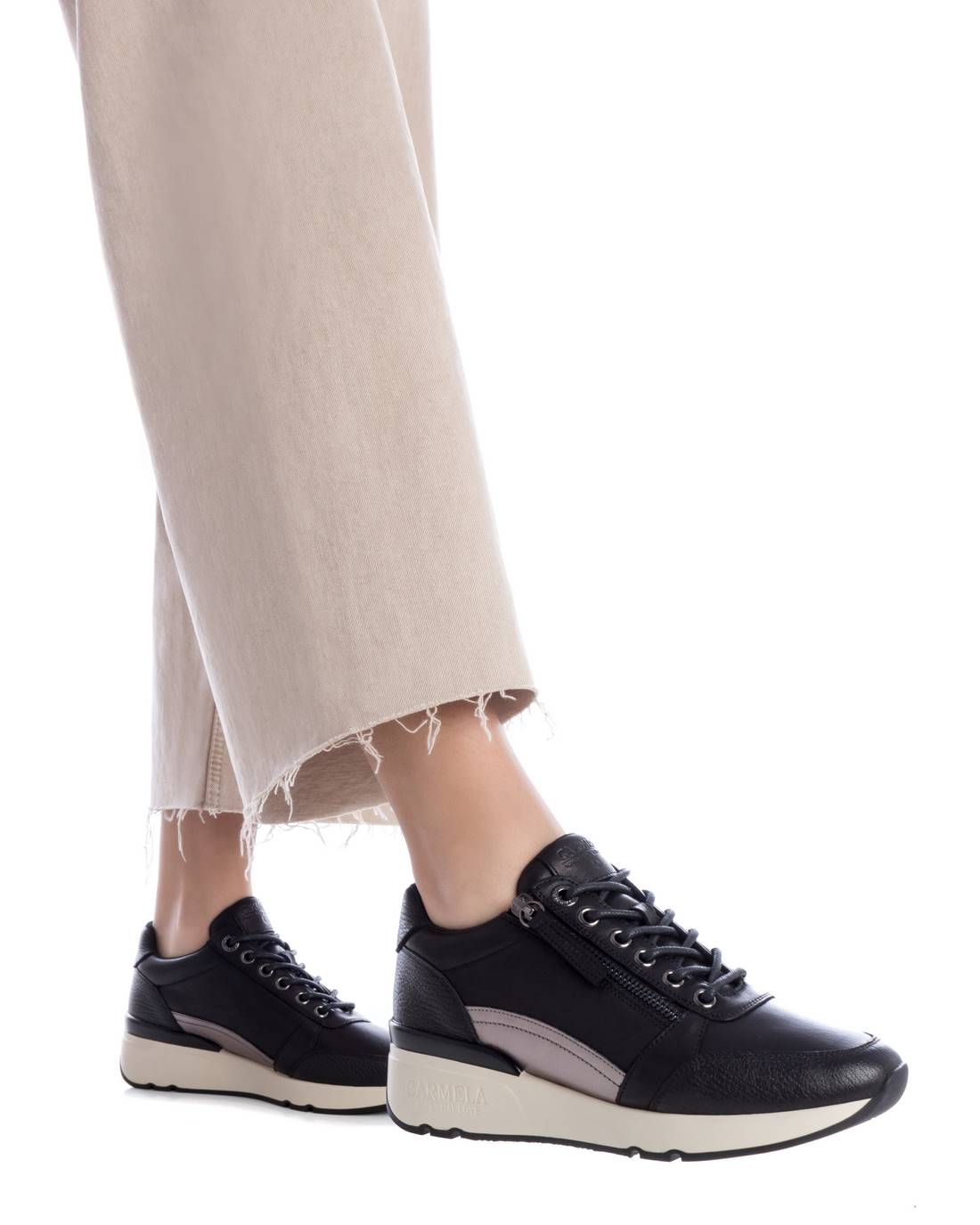 ZAPATILLA DE MUJER CARMELA 16085003