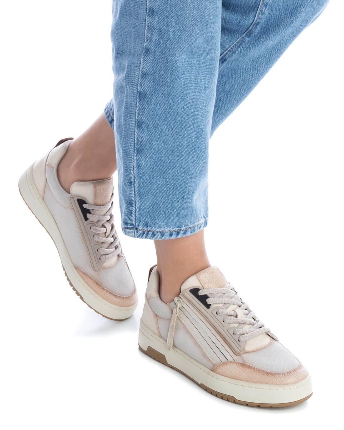 TÊNIS FEMININO CARMELA 16086903
