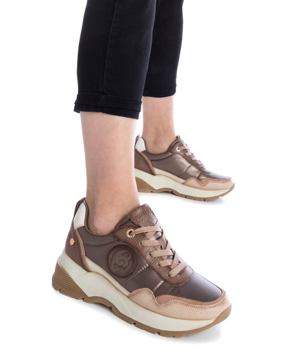 TÊNIS FEMININO CARMELA 16092802