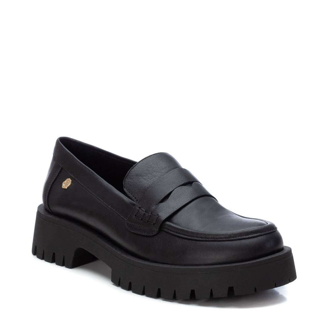 SAPATO DE MULHER CARMELA 16099101