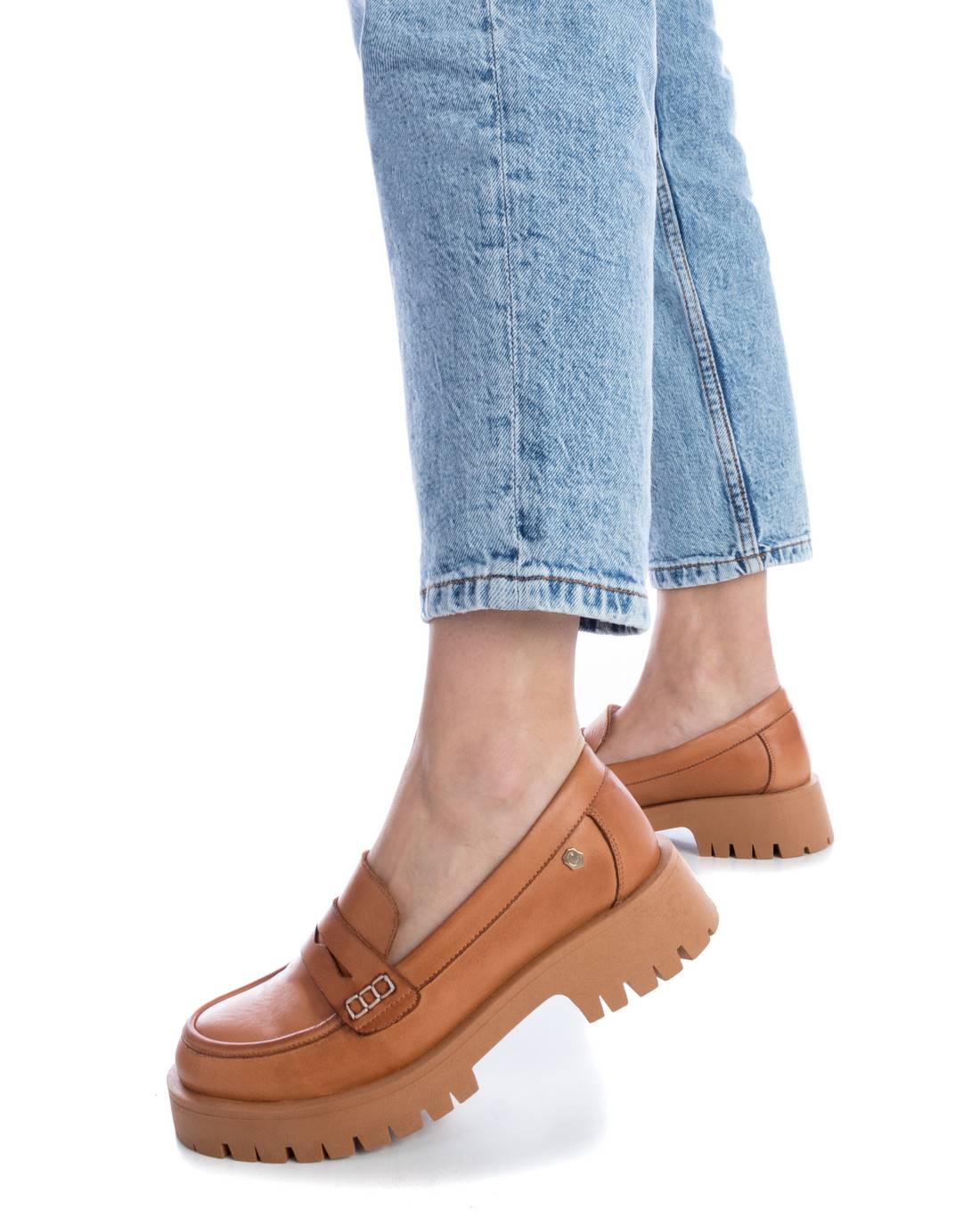SAPATO DE MULHER CARMELA 16099102