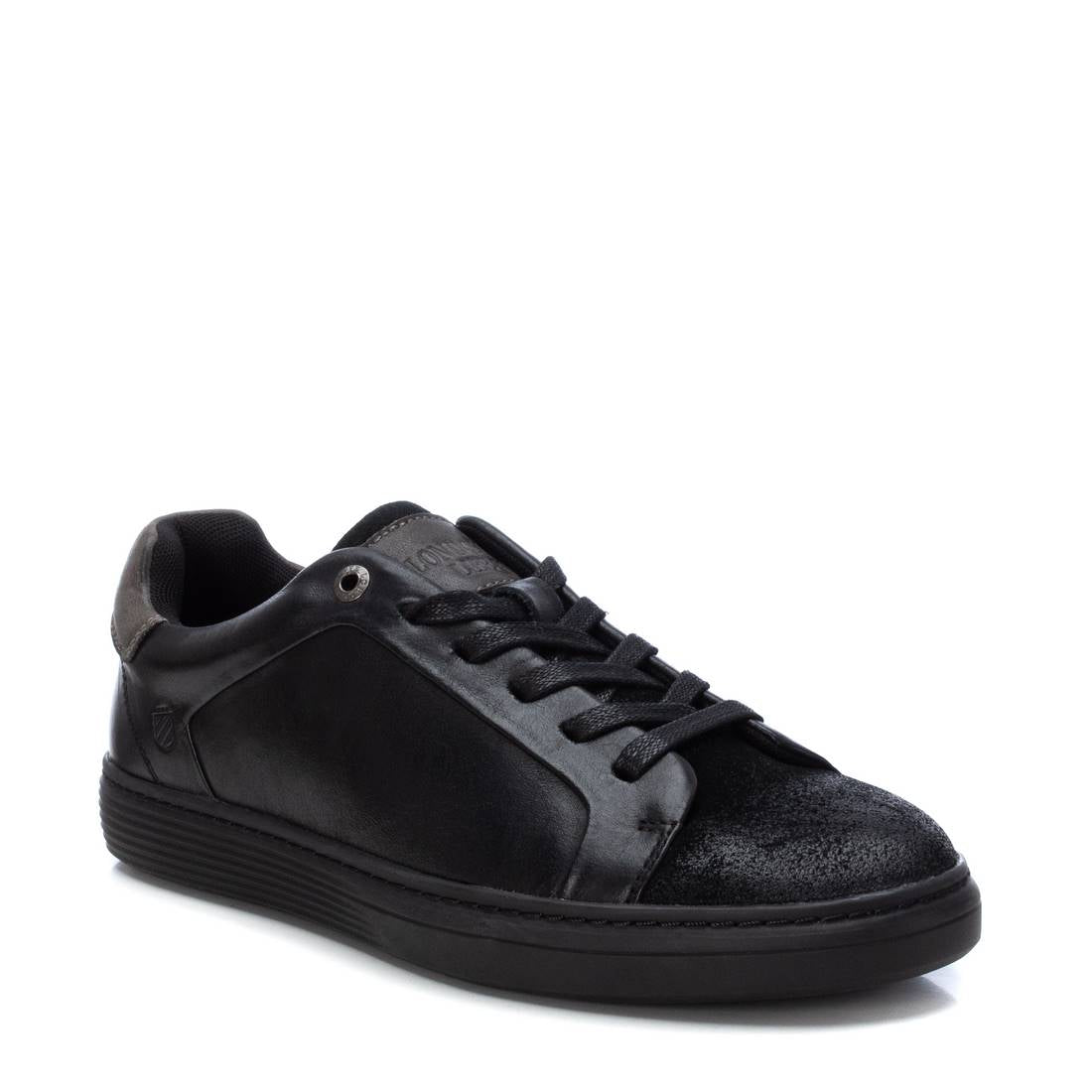 ZAPATILLA DE HOMBRE CARMELA 16099403