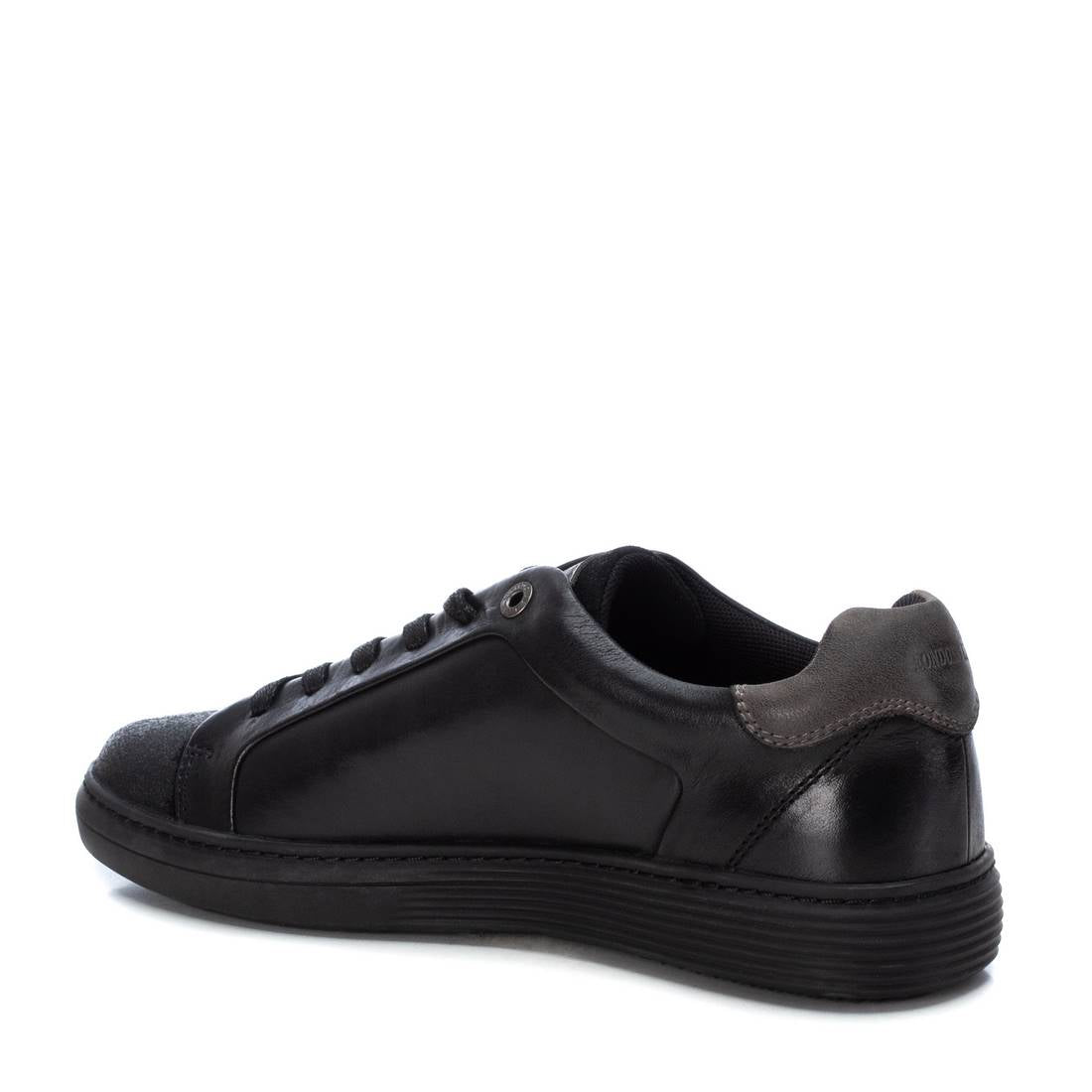 ZAPATILLA DE HOMBRE CARMELA 16099403