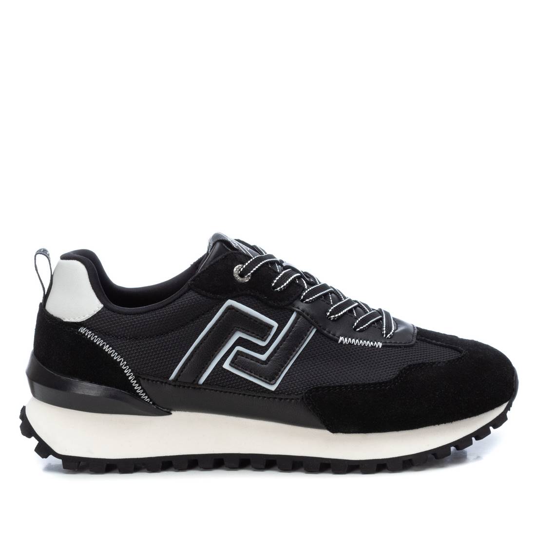 ZAPATILLA DE HOMBRE CARMELA 16103602