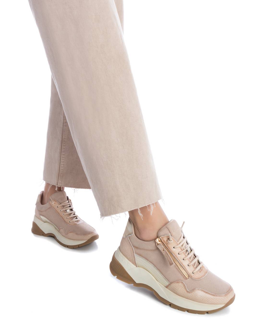 TÊNIS FEMININO CARMELA 16105906