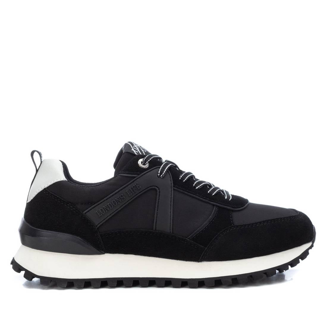 ZAPATILLA DE HOMBRE CARMELA 16110301
