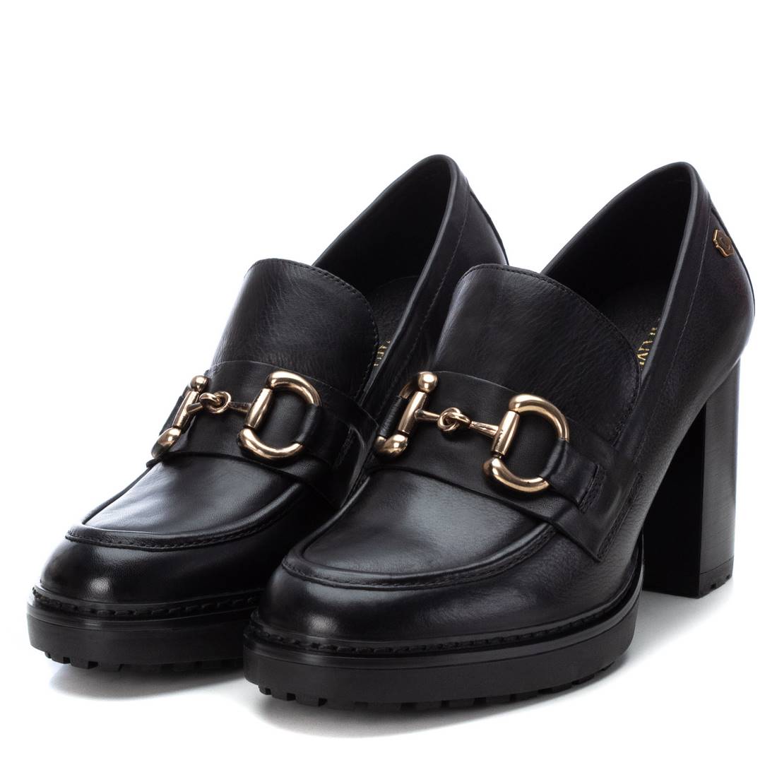 SAPATO DE MULHER CARMELA 16113401