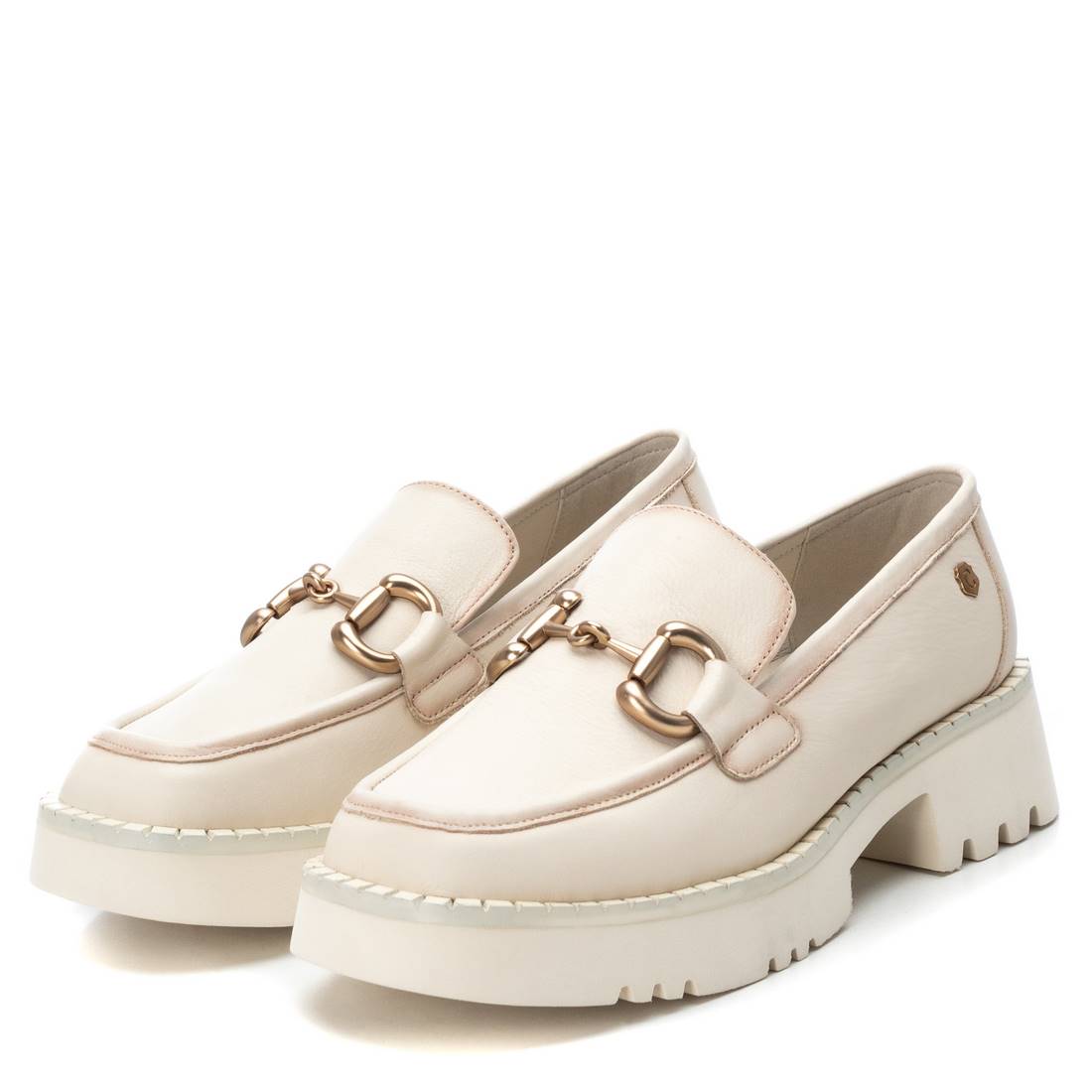 SAPATO DE MULHER CARMELA 16116302