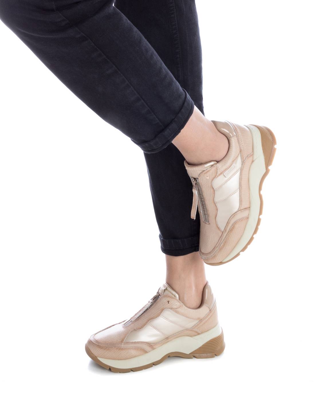 TÊNIS FEMININO CARMELA 16116704