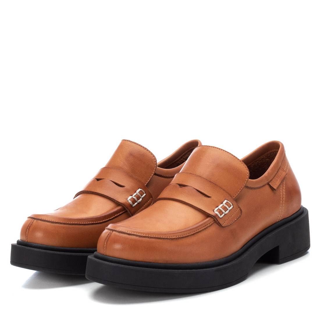 SAPATO DE MULHER CARMELA 16119002