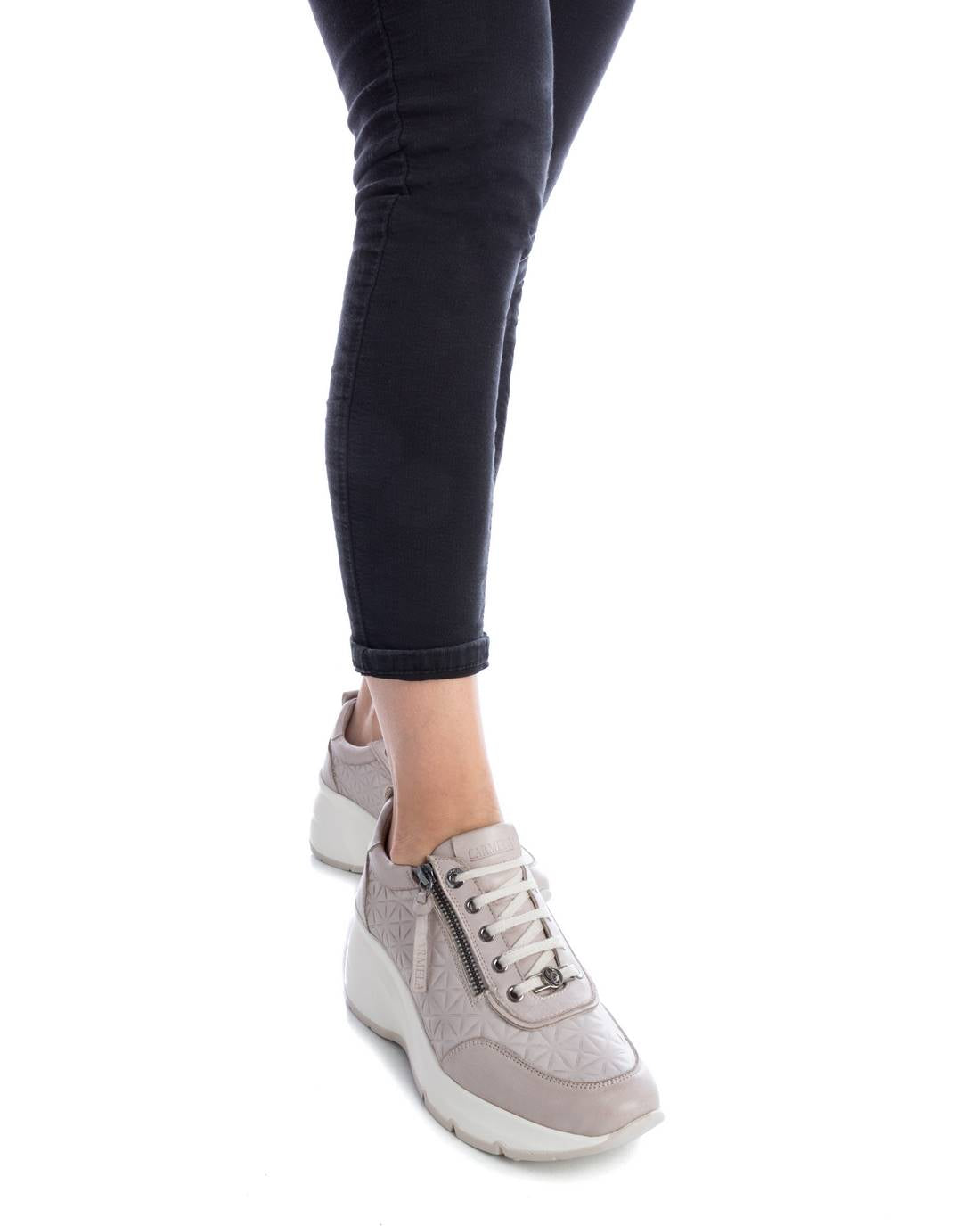 TÊNIS FEMININO CARMELA 16119902