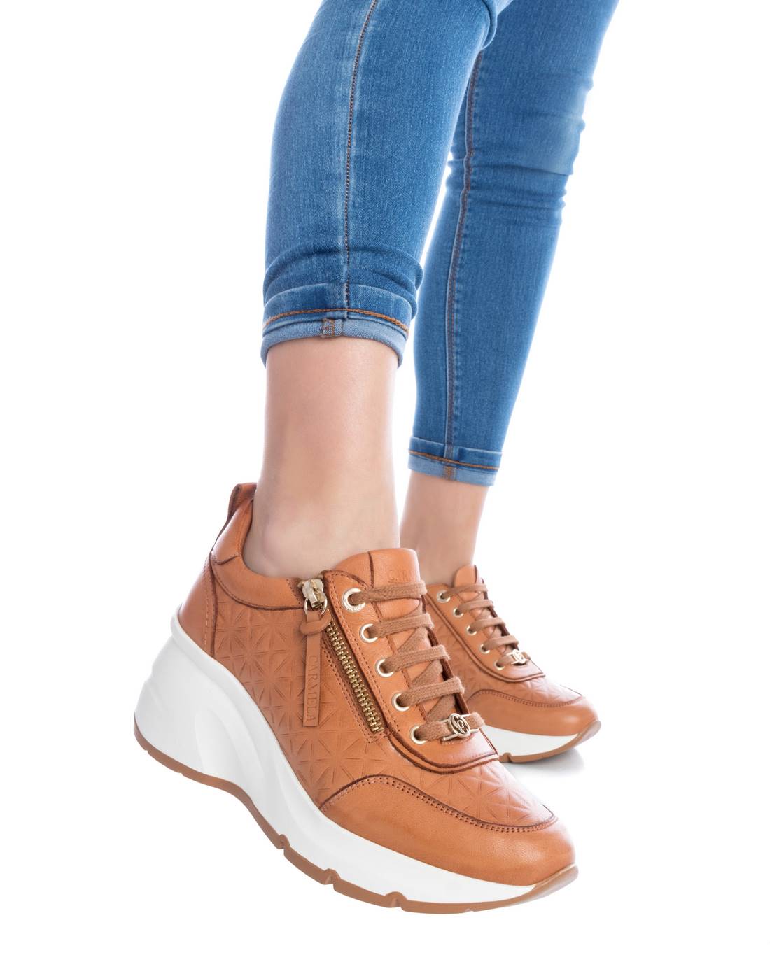 TÊNIS FEMININO CARMELA 16119903