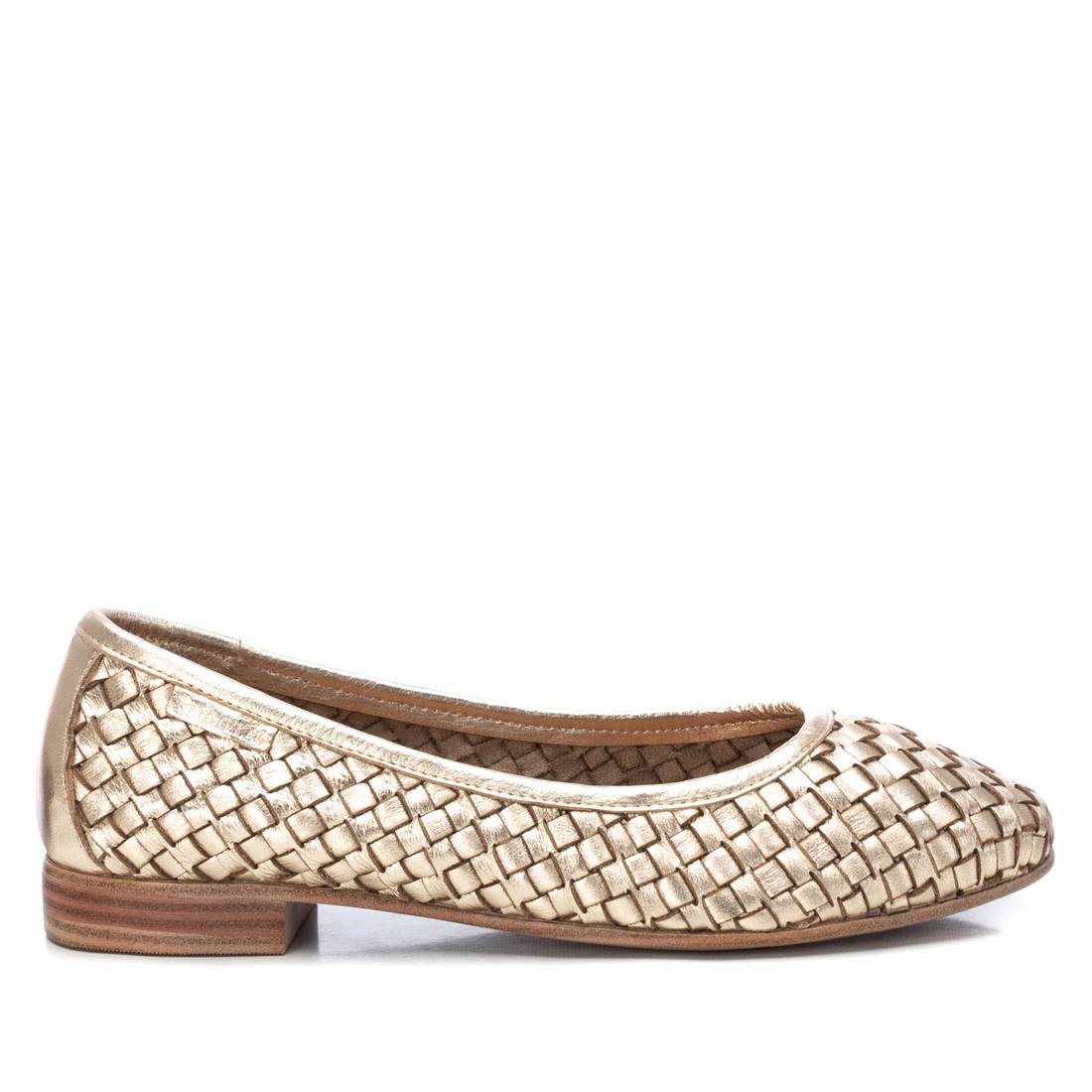 SAPATO DE MULHER CARMELA 16127701