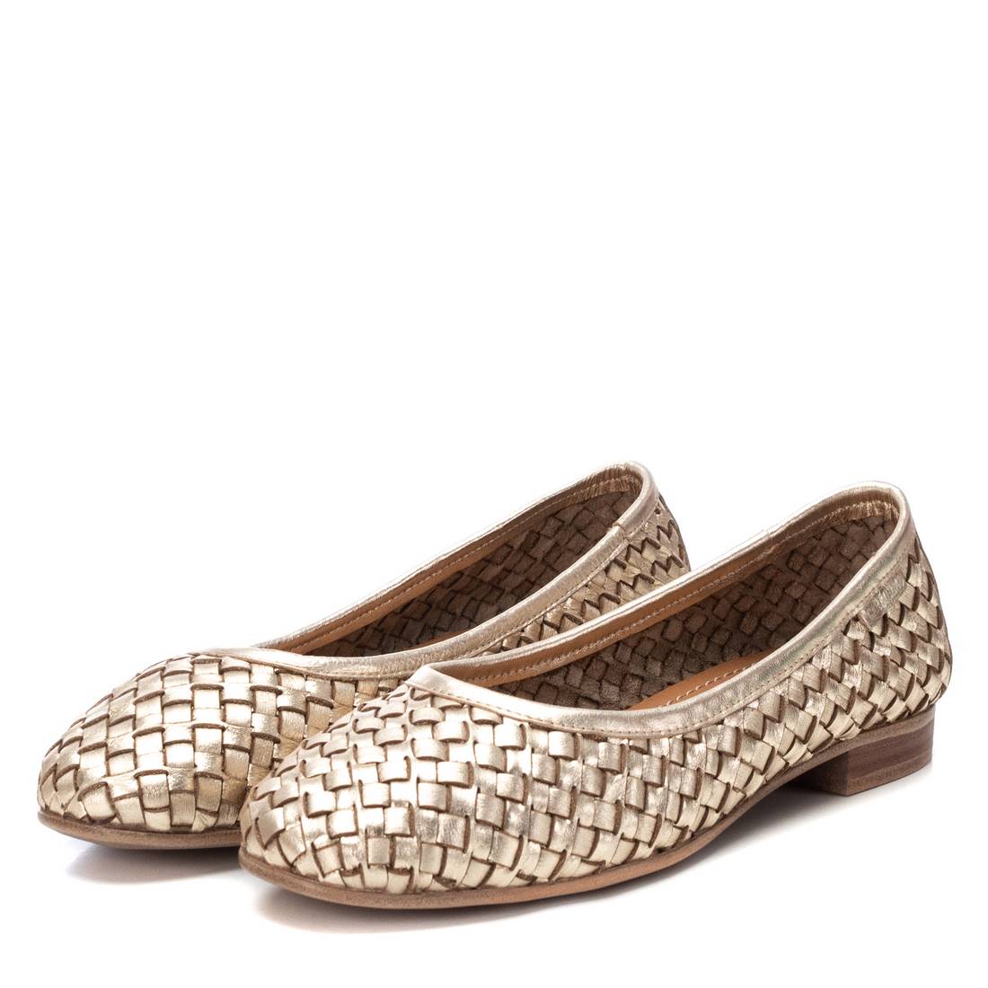 SAPATO DE MULHER CARMELA 16127701