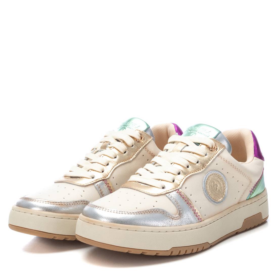 TÊNIS FEMININO CARMELA 16141102