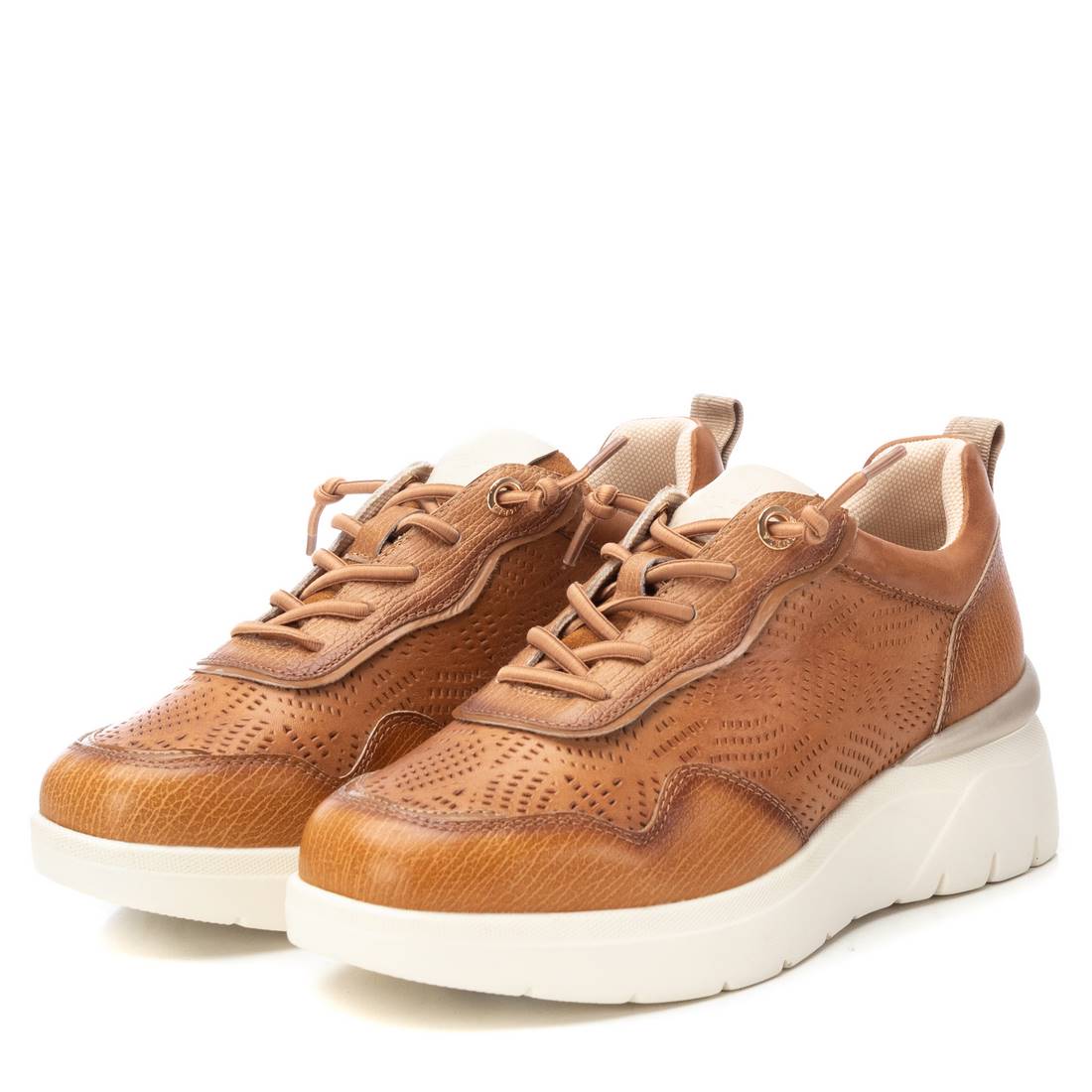 TÊNIS FEMININO CARMELA 16142303