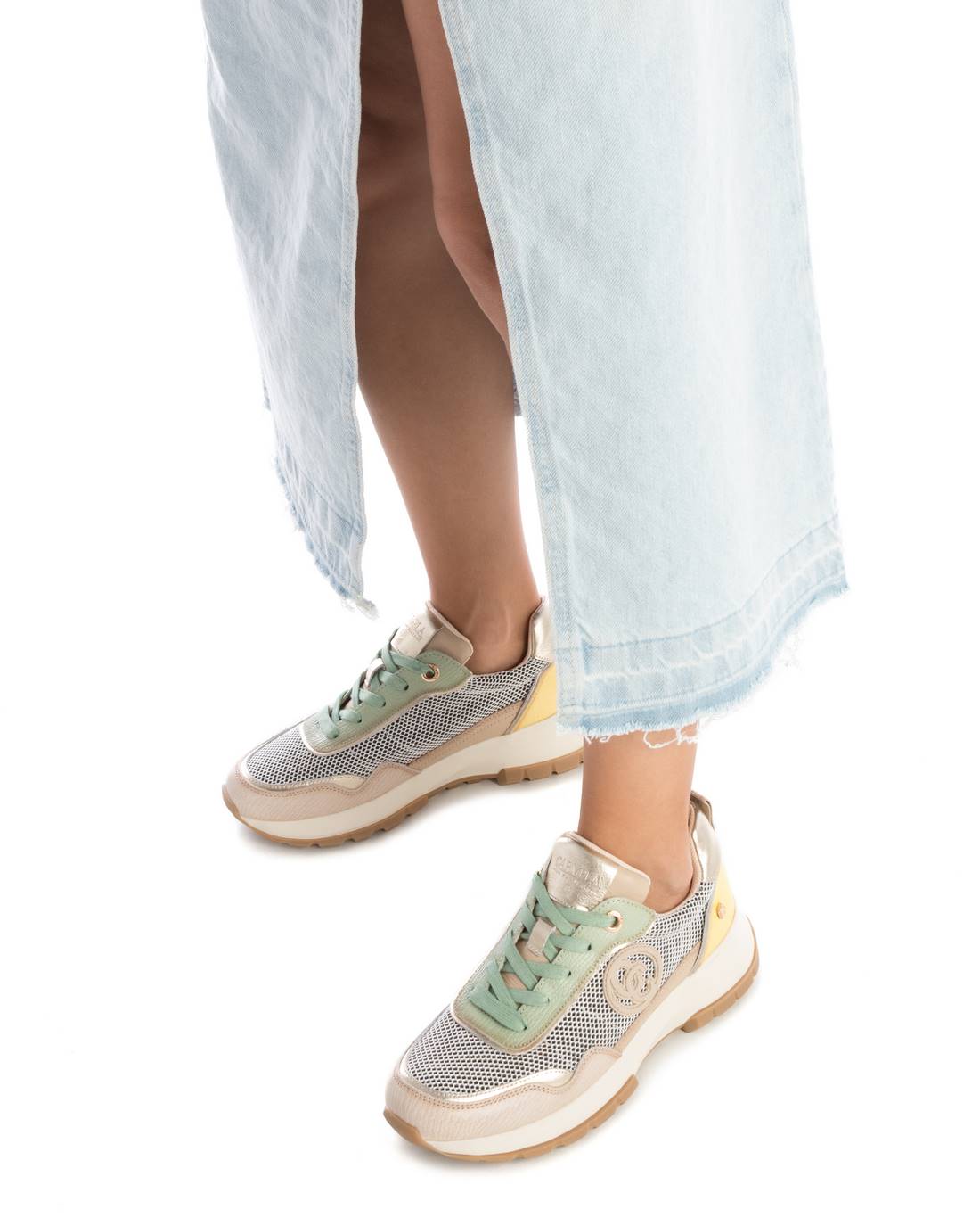 TÊNIS FEMININO CARMELA 16146903