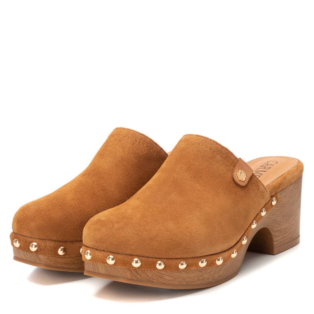 zuecos marrones de mujer