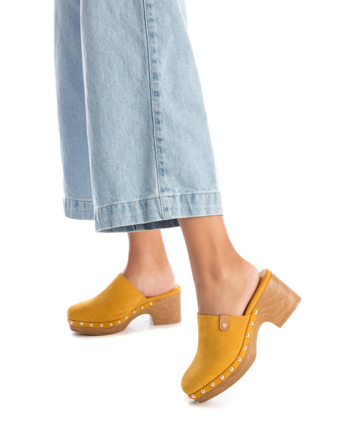 CLOG DE MULHER CARMELA 16147507