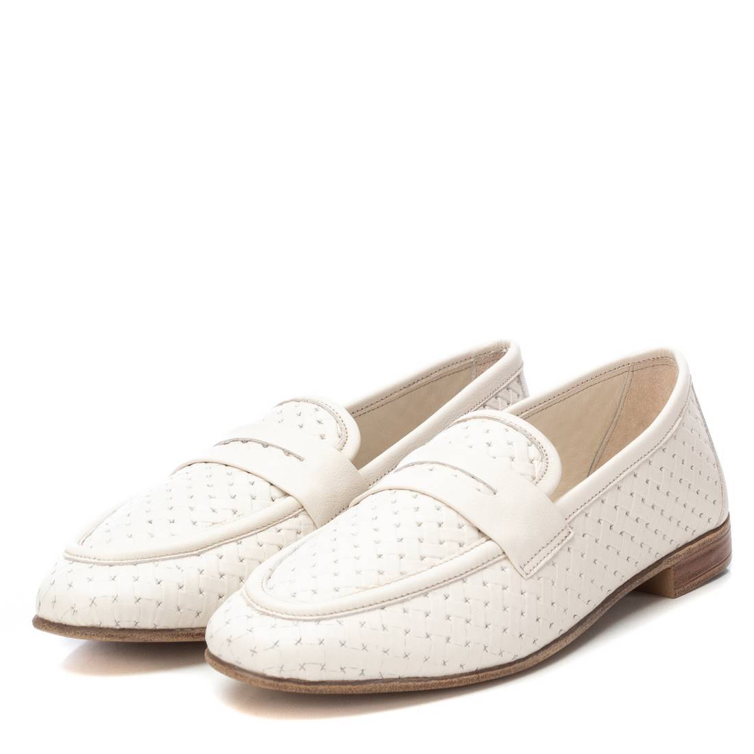 SAPATO DE MULHER CARMELA 16155802