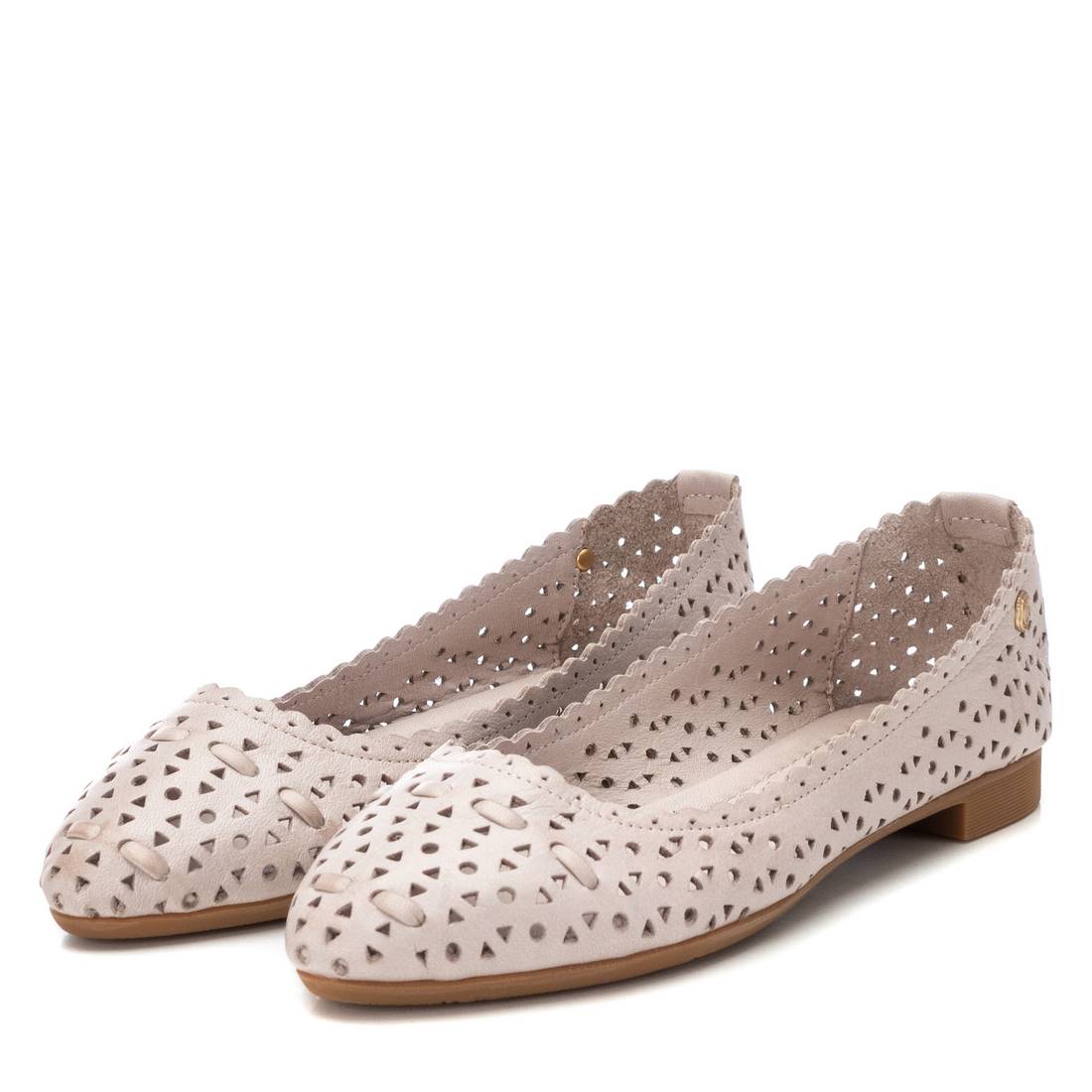 SAPATO DE MULHER CARMELA 16157802