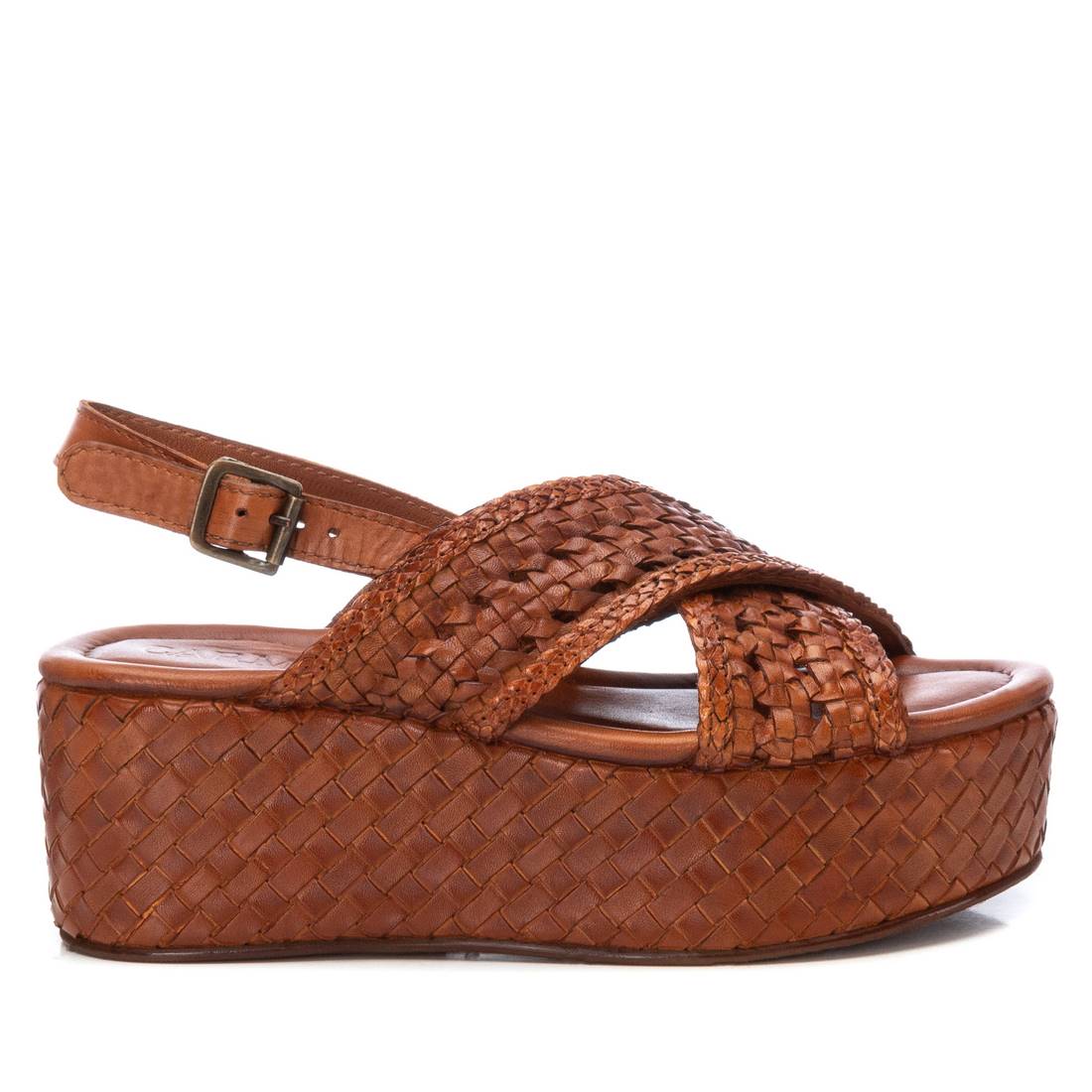 Sandalias marrones con plataforma de mujer