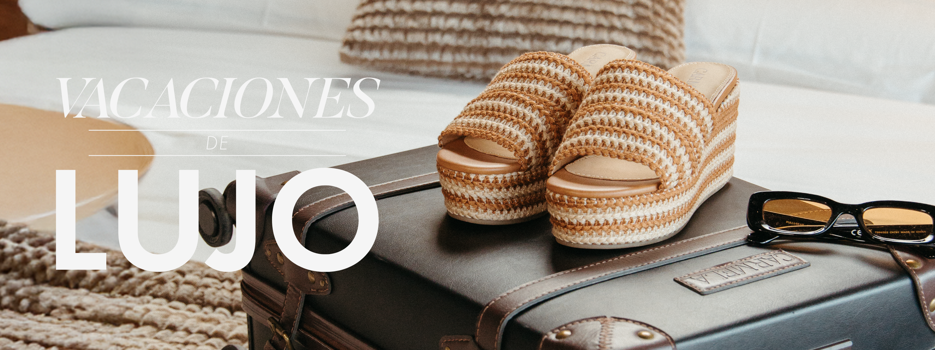 Cómo combinar zuecos de madera con estilo este verano