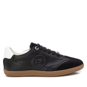 Tênis femininos negros