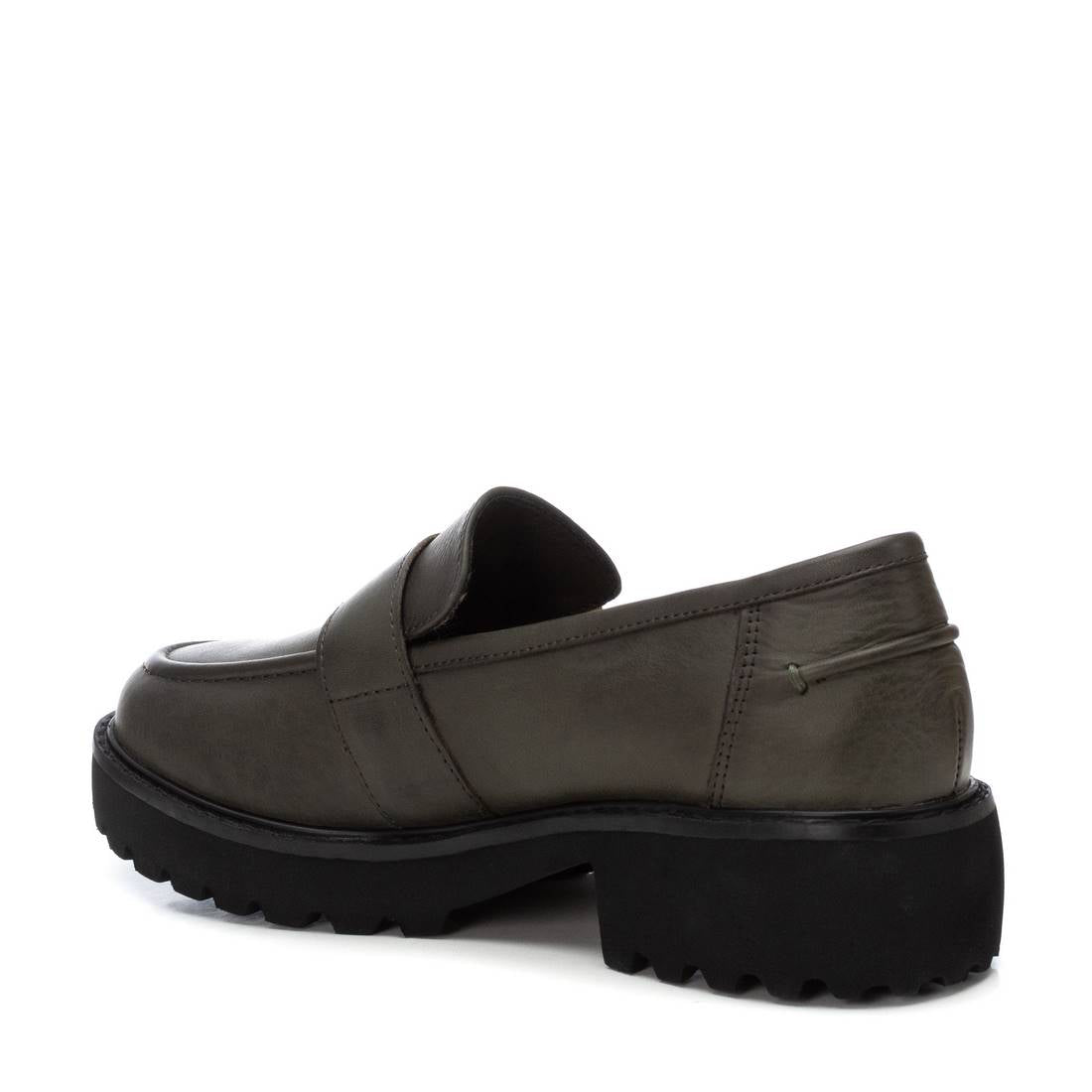 Zapato de mujer plano Carmela 16190703