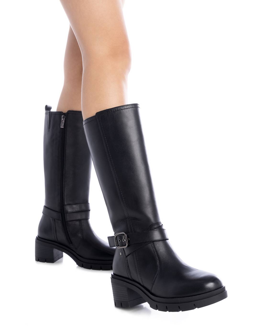 botas de piel de mujer negras con tacón 