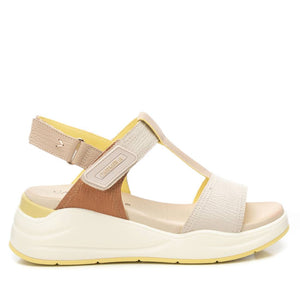 Sandalias blancas de mujer