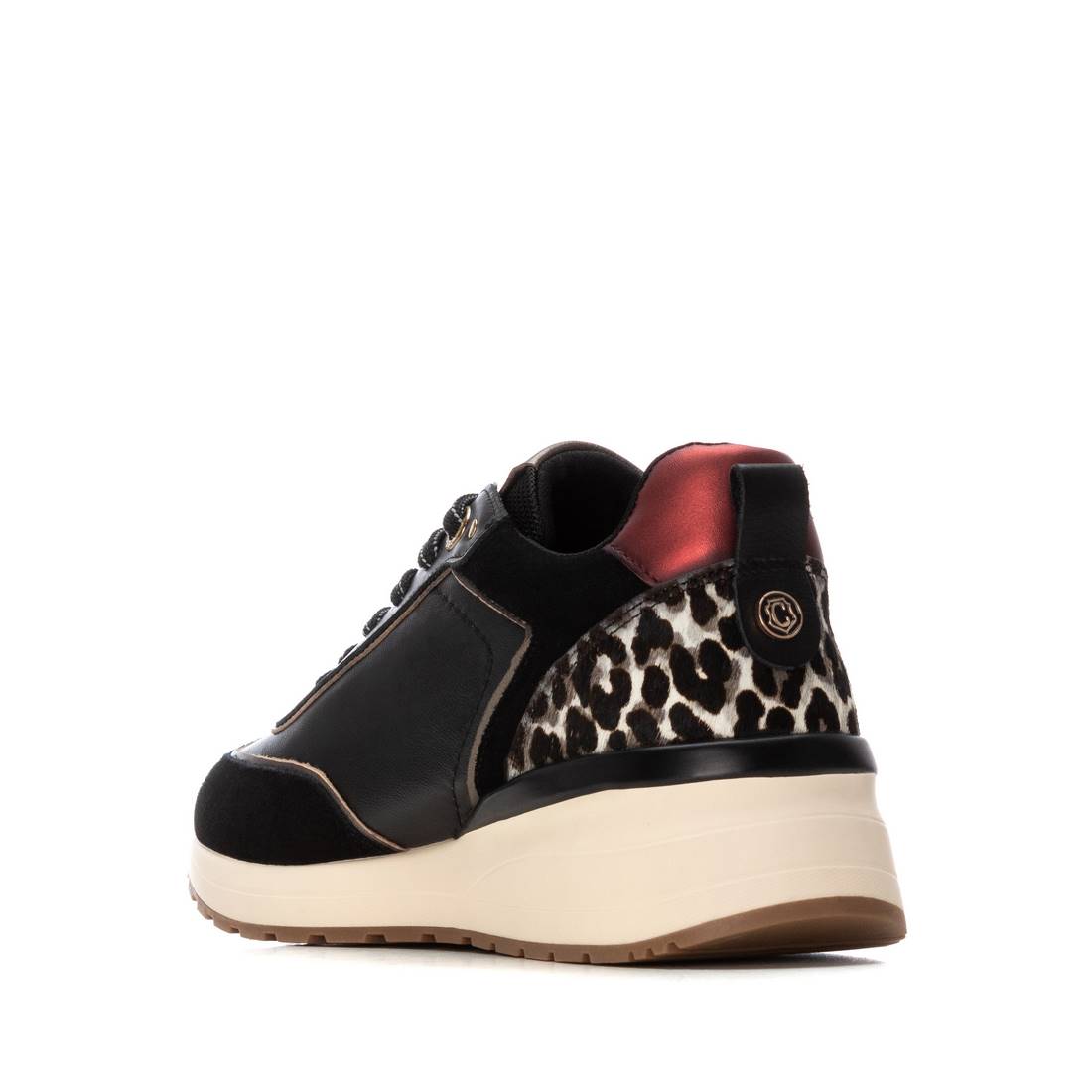 Zapatilla de mujer plano Carmela 16244101