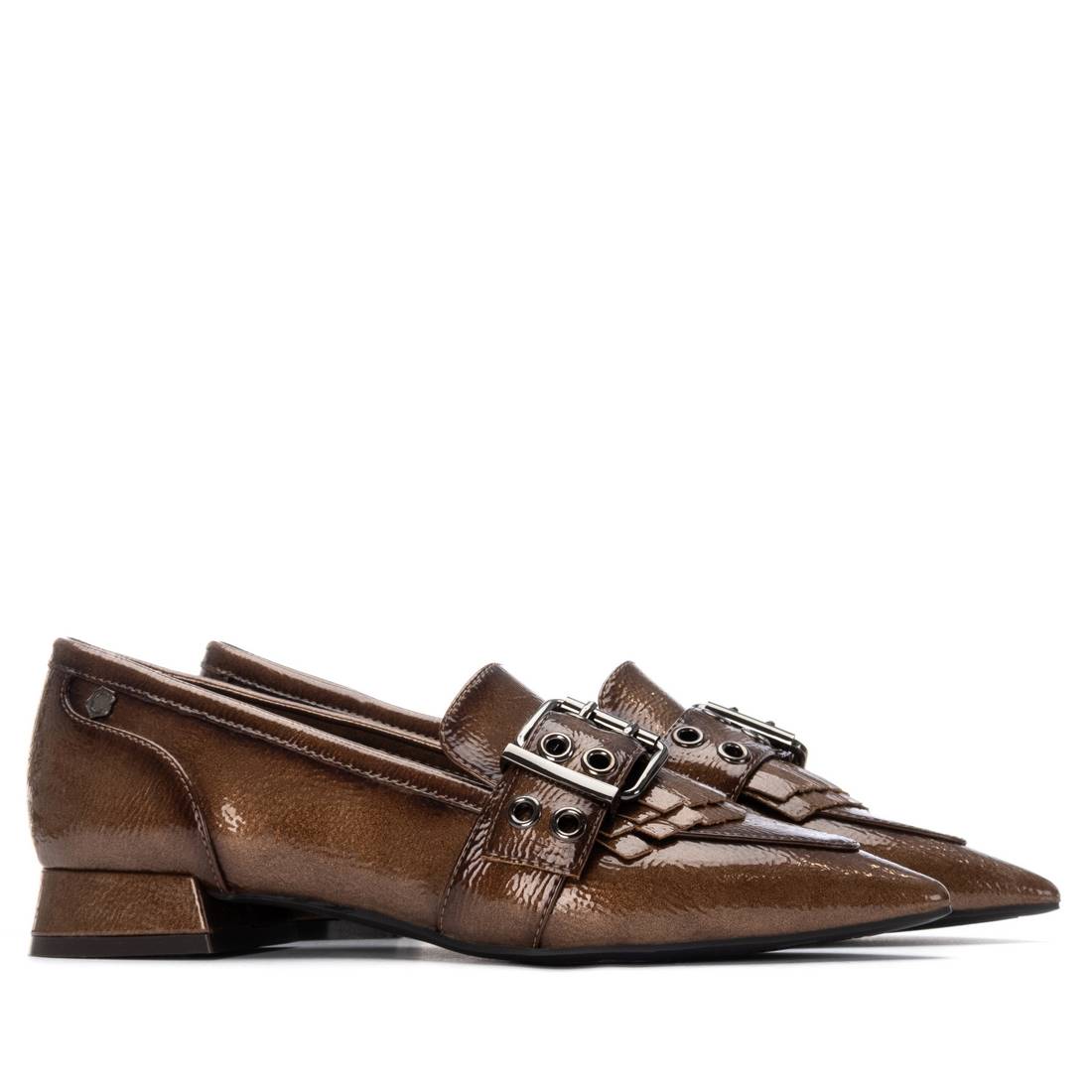 Zapato de mujer con tacón Carmela 16255802