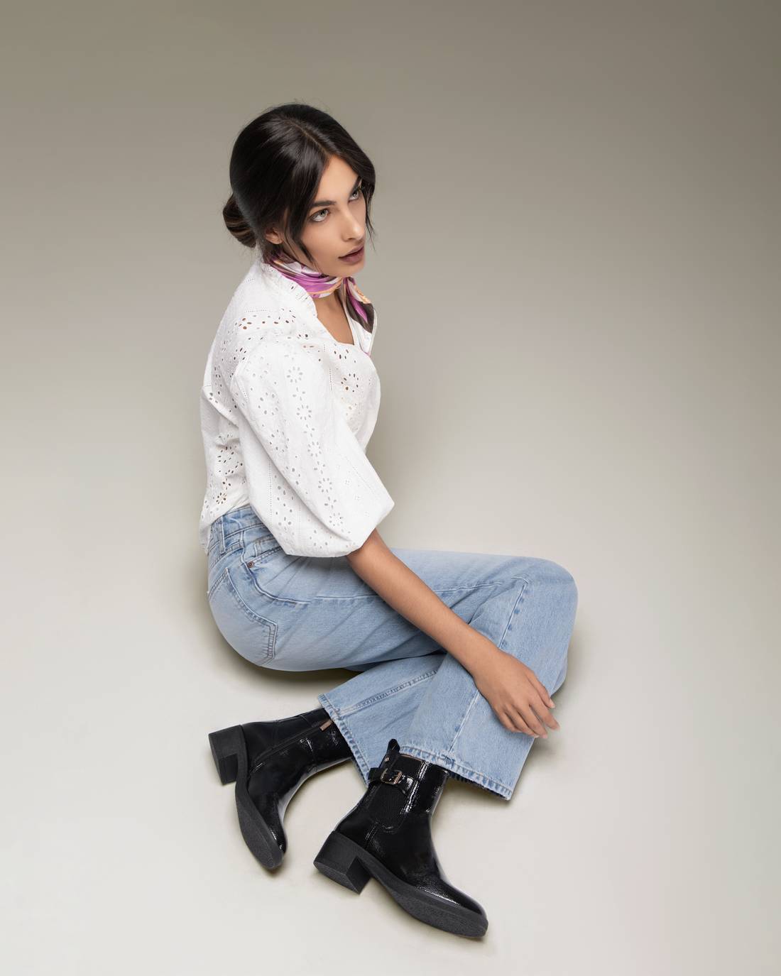 Botin de mujer con tacón Carmela 16257903