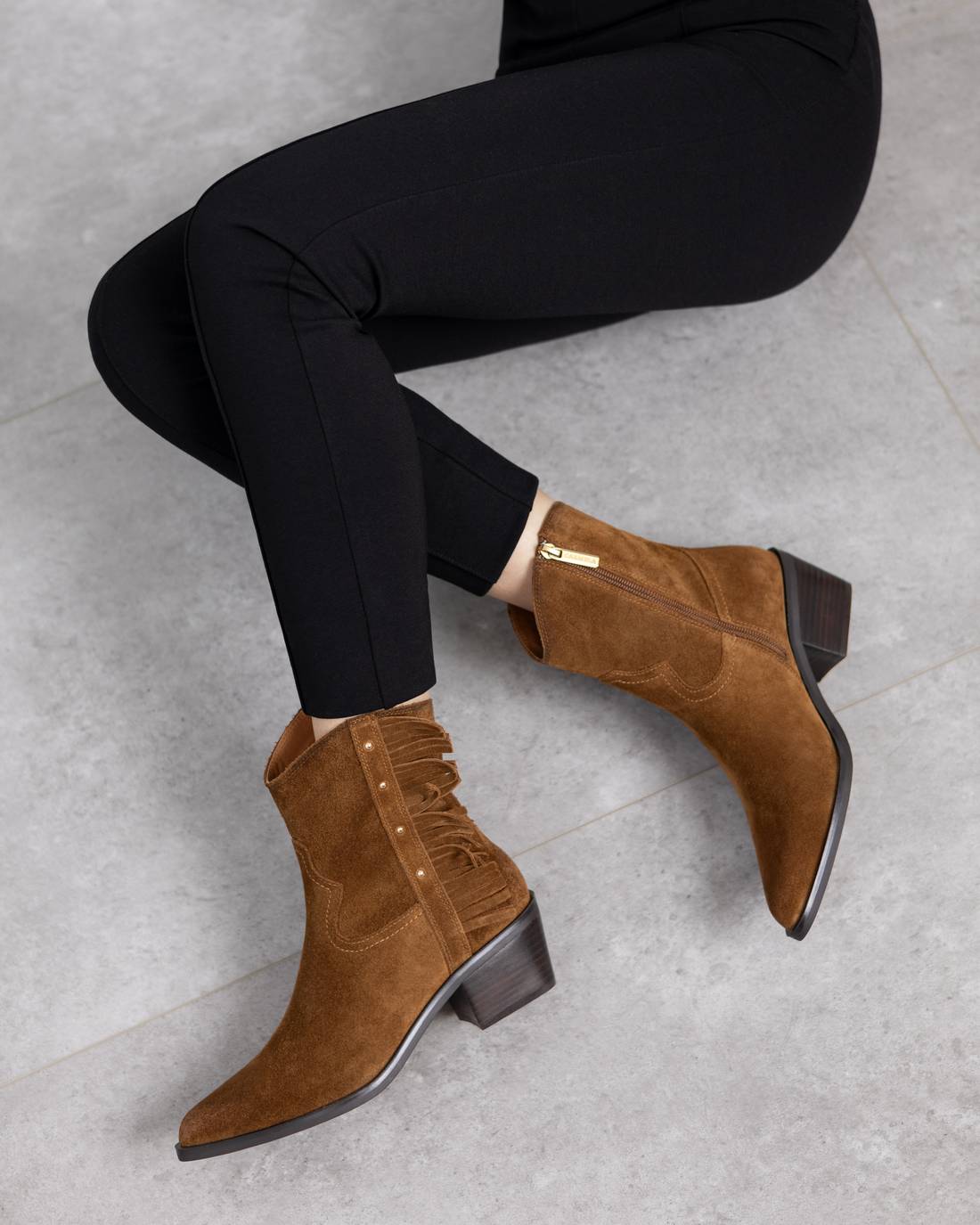Botin de mujer con tacón Carmela 16266301
