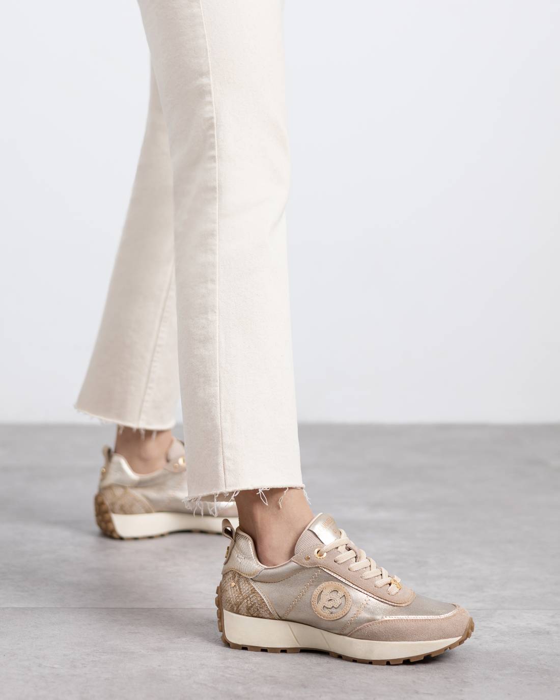 Zapatilla de mujer plano Carmela 16269902