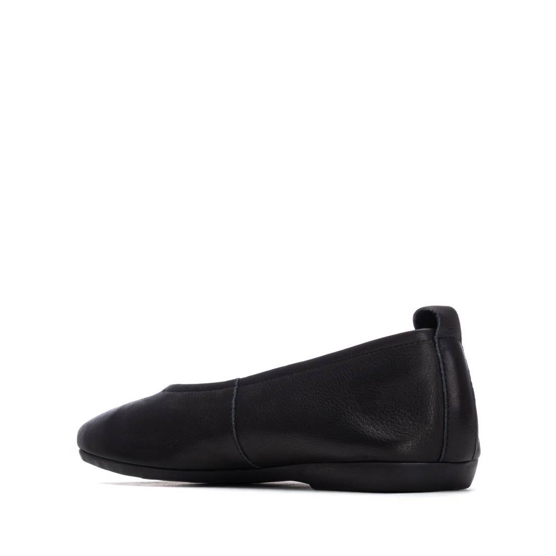 WOMEN'S SHOE CARMELA 16314009