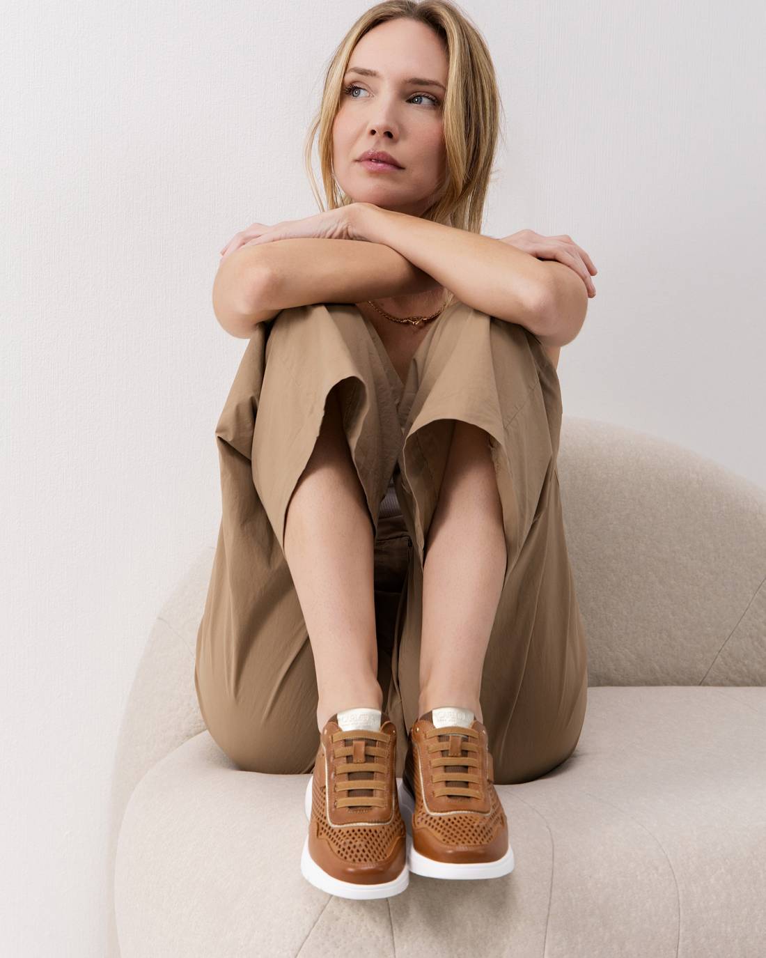 WOMEN'S SNEAKER CARMELA 16321101