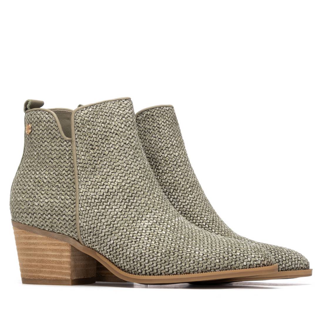 Botin de mujer con tacón Carmela 16322303
