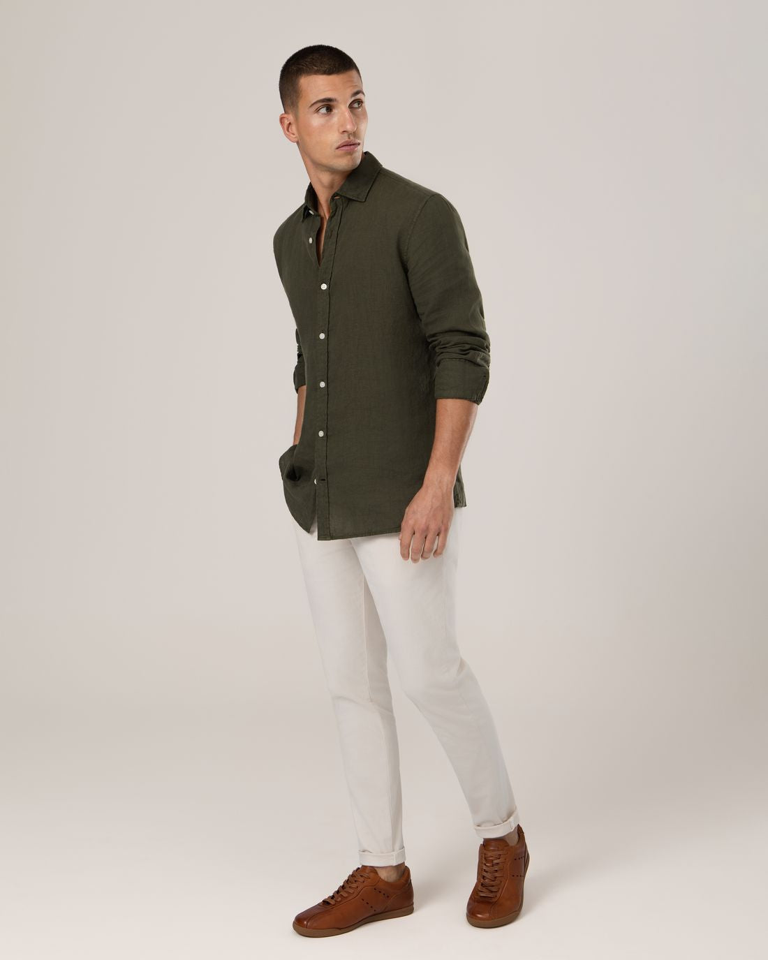 Zapatilla de hombre plano Carmela 16390201