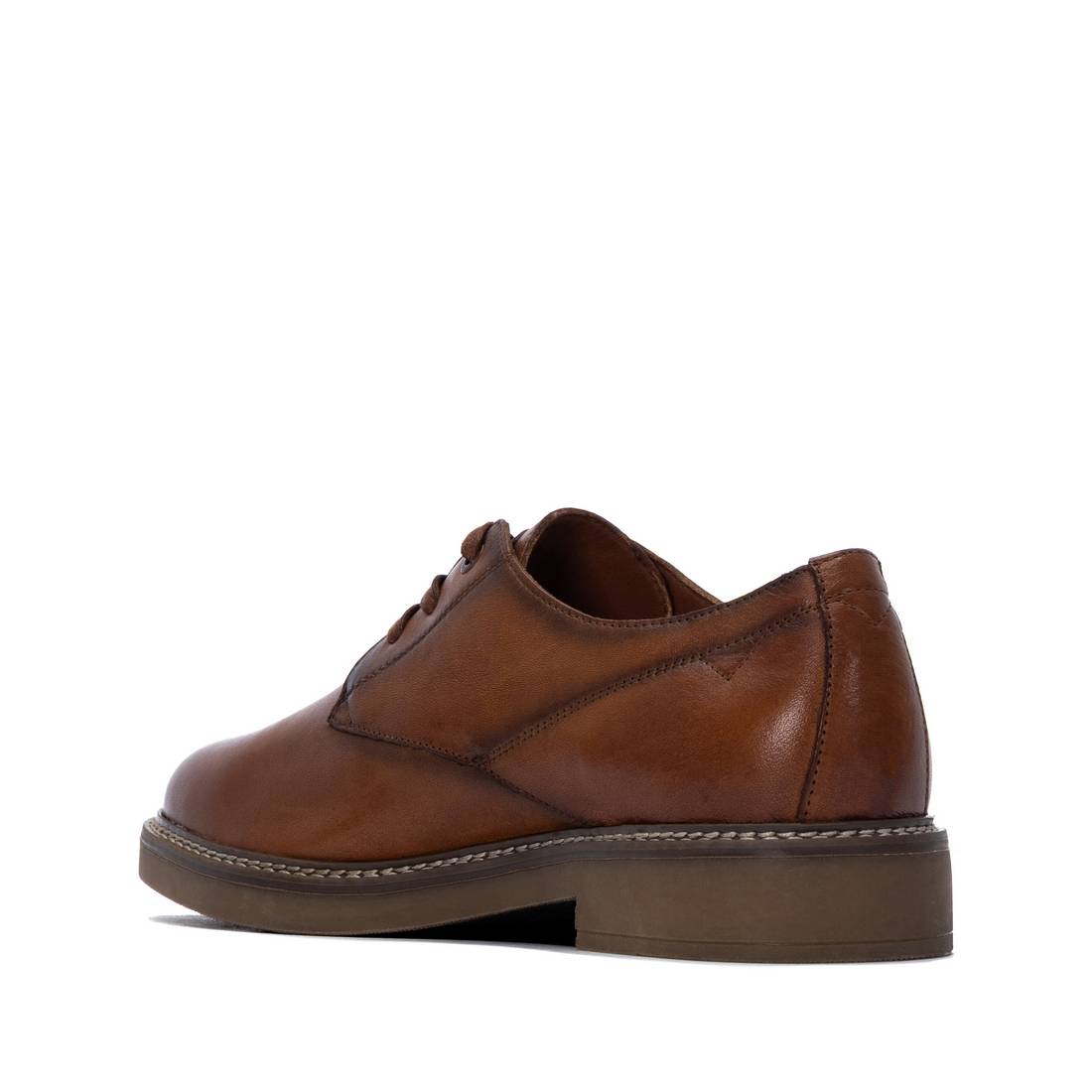 Zapato de hombre plano Carmela 16420001