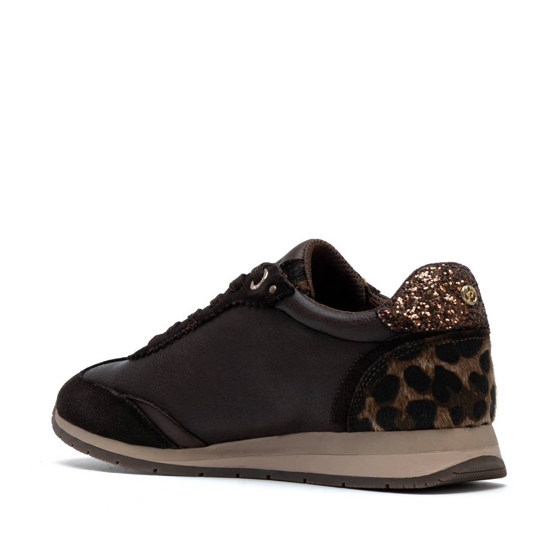 Zapatilla de mujer plano Carmela 16423401
